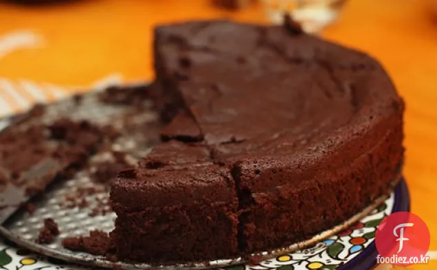 초콜릿 자두 케이크