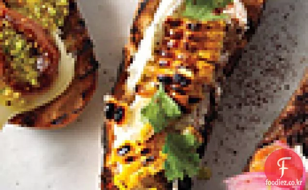 구운 옥수수,크레마 멕시카나,실란트로 크로스티니