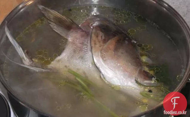 크로아티아 삶은 생선(및 수프)