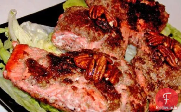 피칸 겉 껍질 연어