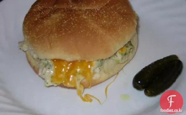따뜻한 참치 롤