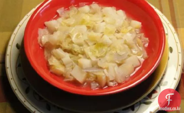 사보이 양배추 감자 수프