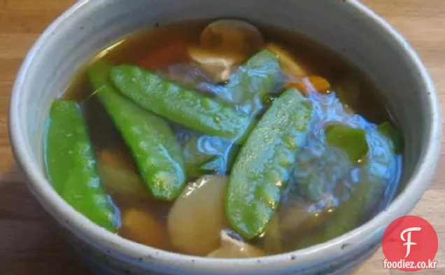 동양 야채 수프