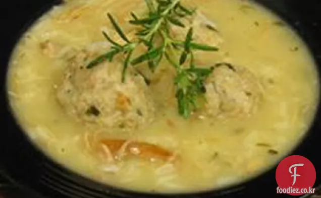 치킨 만두 수프
