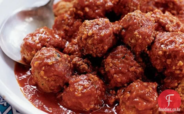 토마토 소스에 양고기 미트볼