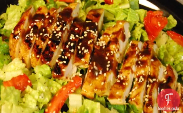 아시아 바베큐 치킨 샐러드